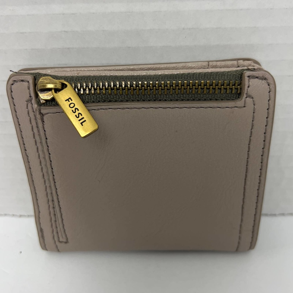 Fossil Folding Wallet - image 2